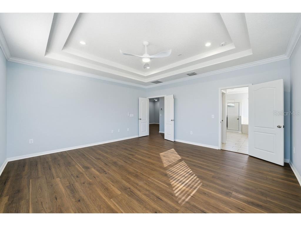 10534 Lake Seminole Terrace Seminole FL 33772 A4671667 image51