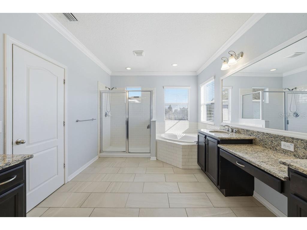 10534 Lake Seminole Terrace Seminole FL 33772 A4671667 image52