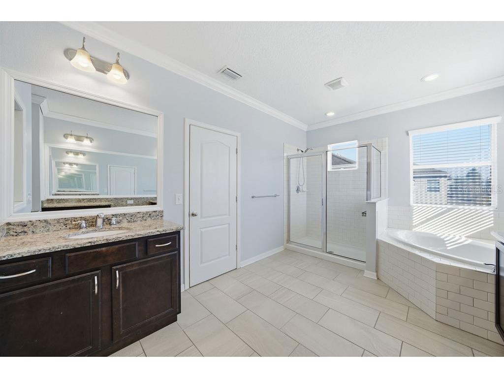 10534 Lake Seminole Terrace Seminole FL 33772 A4671667 image53