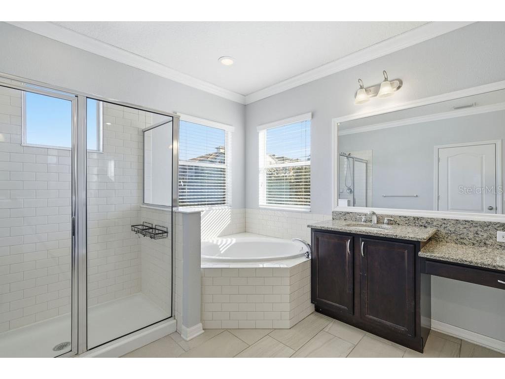 10534 Lake Seminole Terrace Seminole FL 33772 A4671667 image55