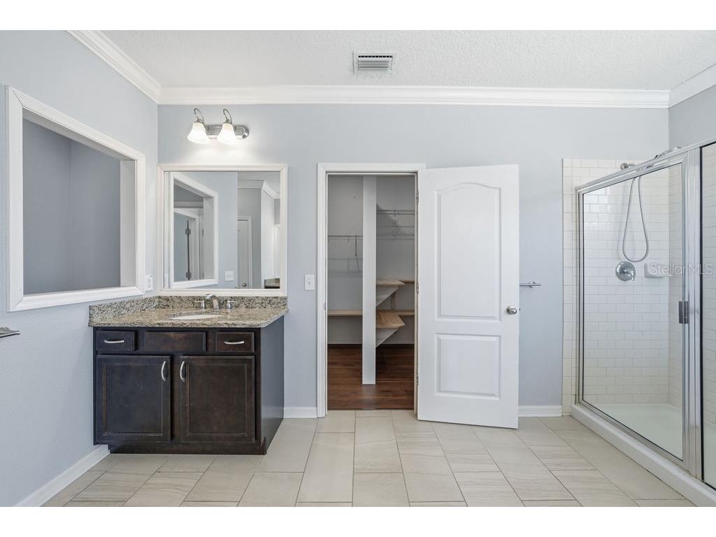 10534 Lake Seminole Terrace Seminole FL 33772 A4671667 image57