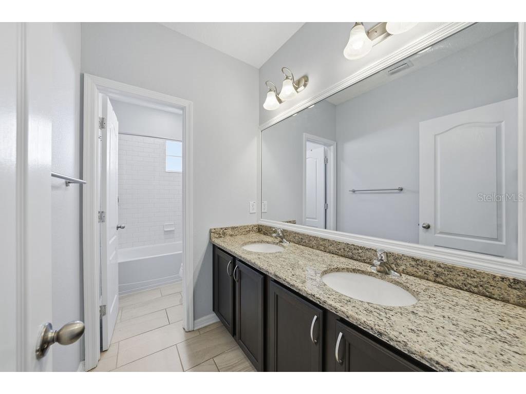 10534 Lake Seminole Terrace Seminole FL 33772 A4671667 image63