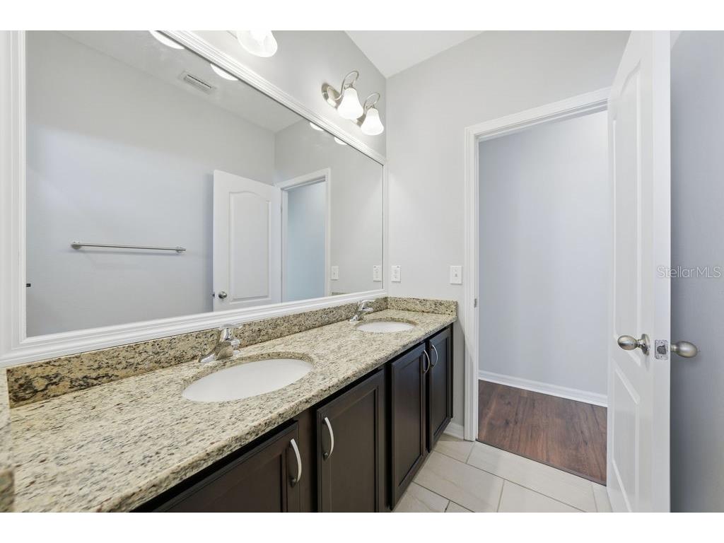 10534 Lake Seminole Terrace Seminole FL 33772 A4671667 image64