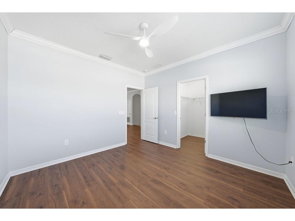 10534 Lake Seminole Terrace Seminole FL 33772 A4671667 image67