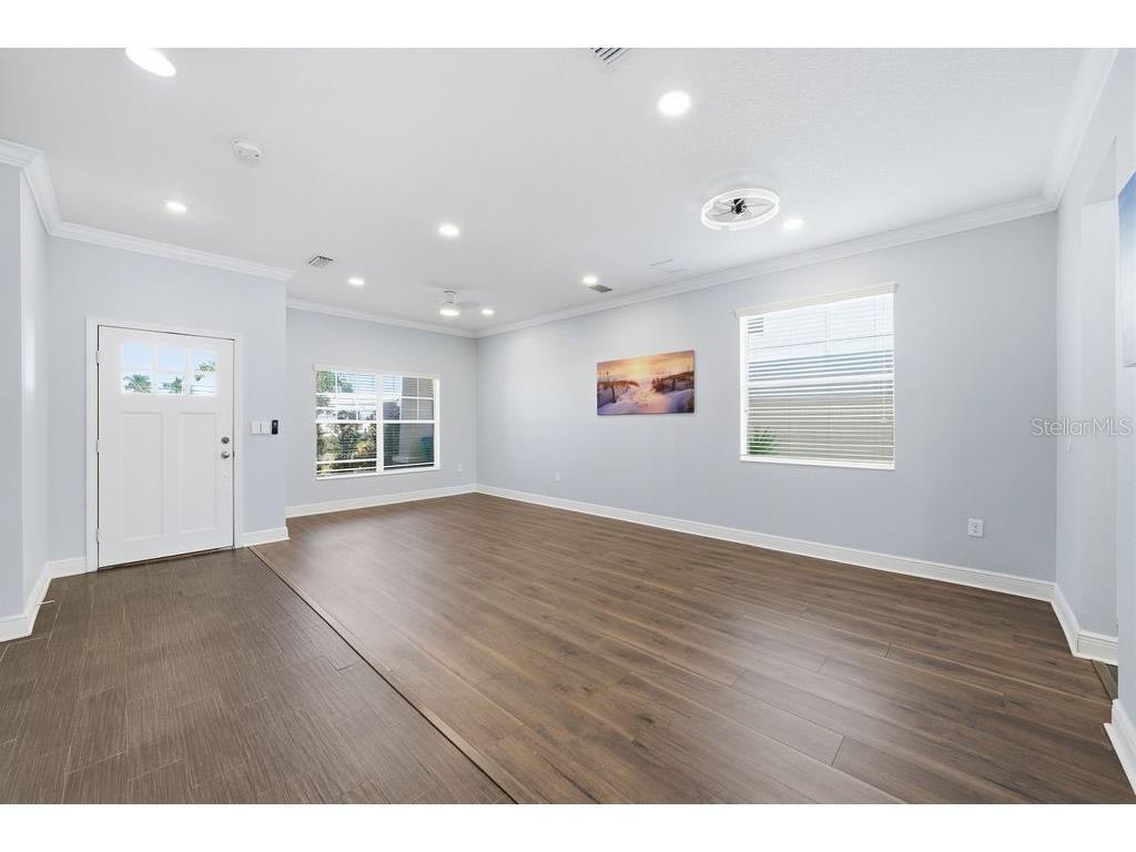 10534 Lake Seminole Terrace Seminole FL 33772 A4671667 image8