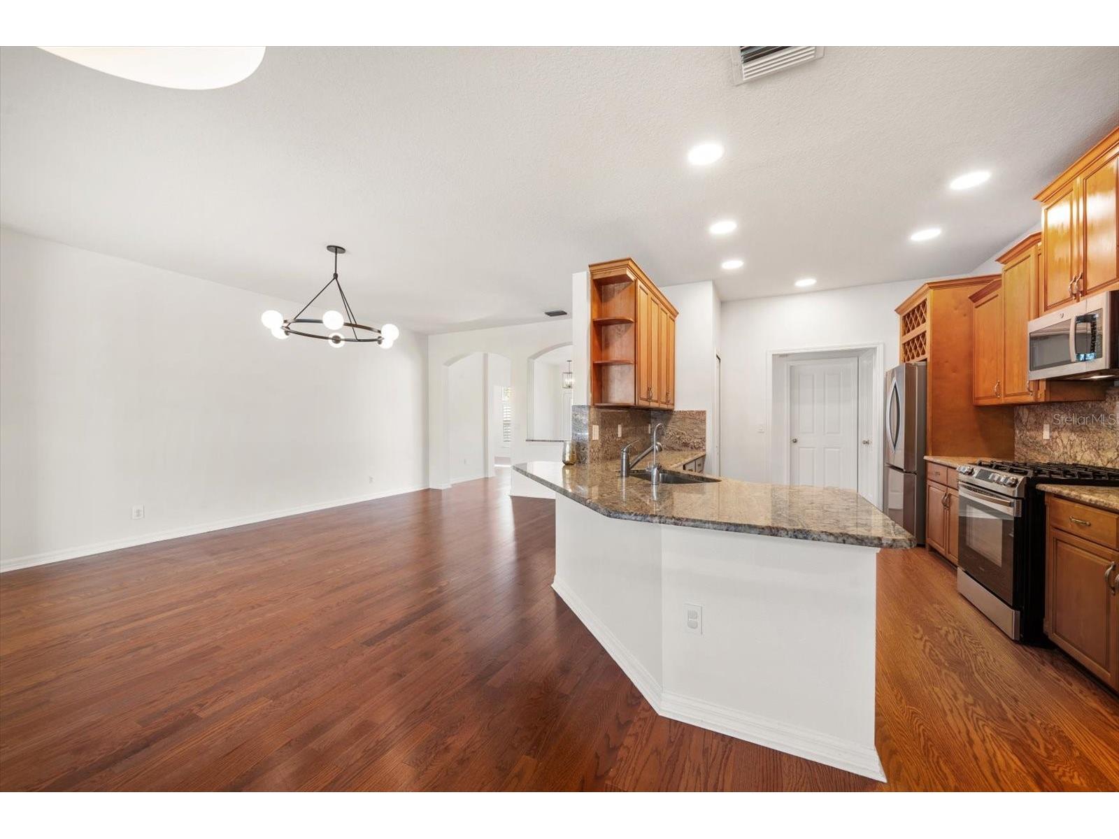 10539 Weybridge Drive Tampa FL 33626 TB8462250 image13