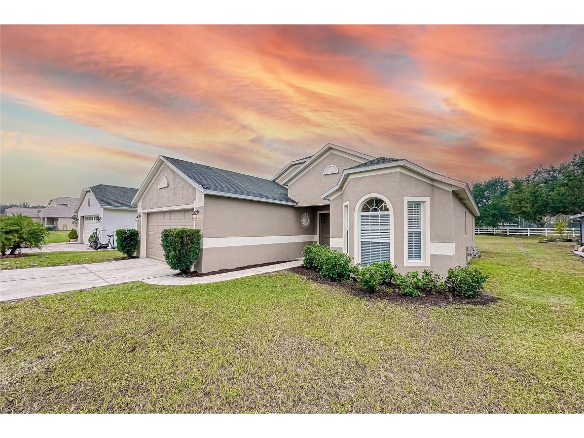 1054 Bluegrass Drive Groveland FL 34736 S5094410 image1