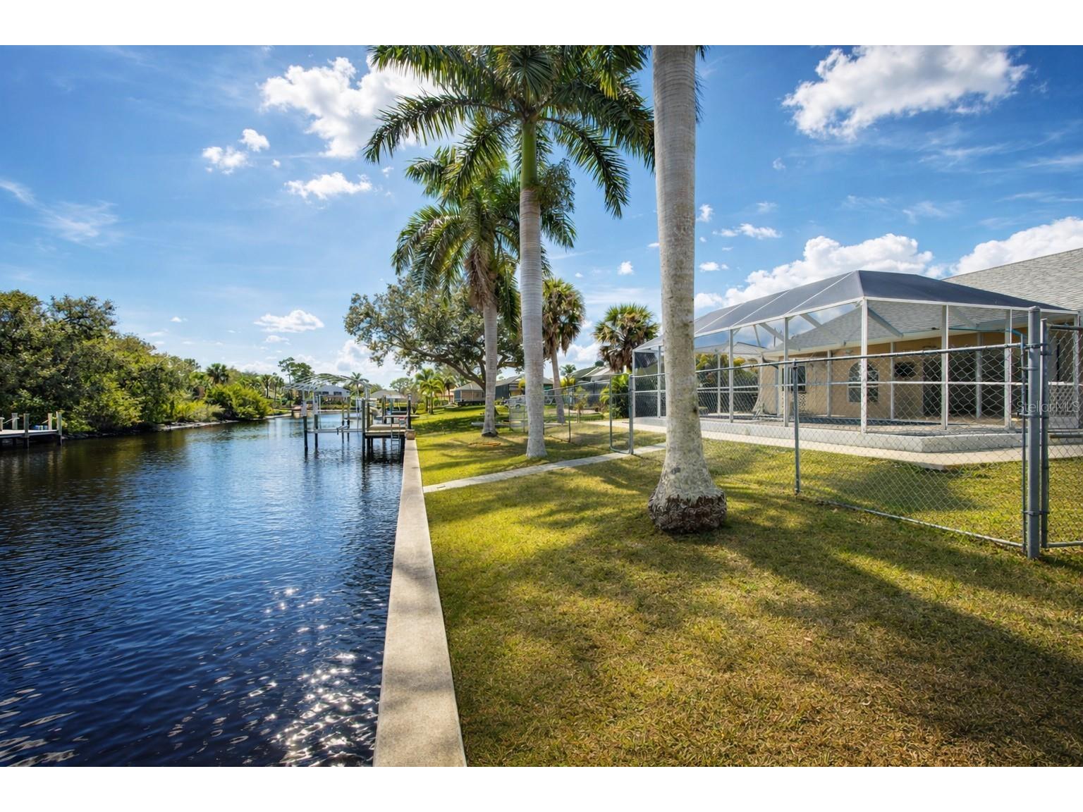 1054 General Street Port Charlotte FL 33953 - GENERAL WATERWAY C7522171 image1