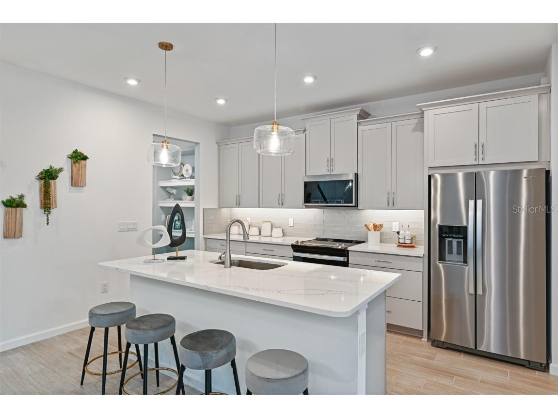 1054 Golden Willow Court Brandon FL 33511 TB8457397 image4