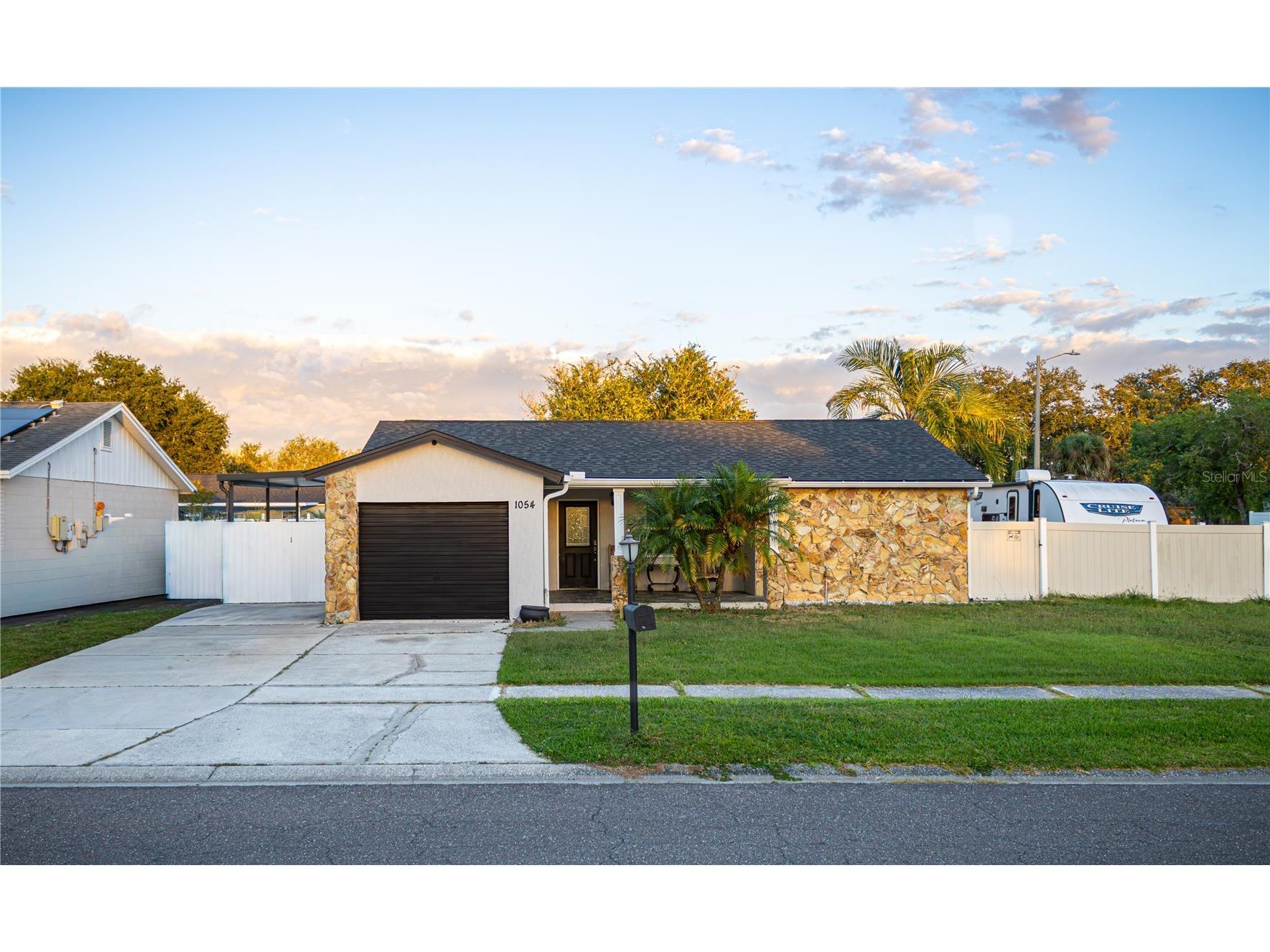 1054 Old Field Drive Brandon FL 33511 TB8441171 image1