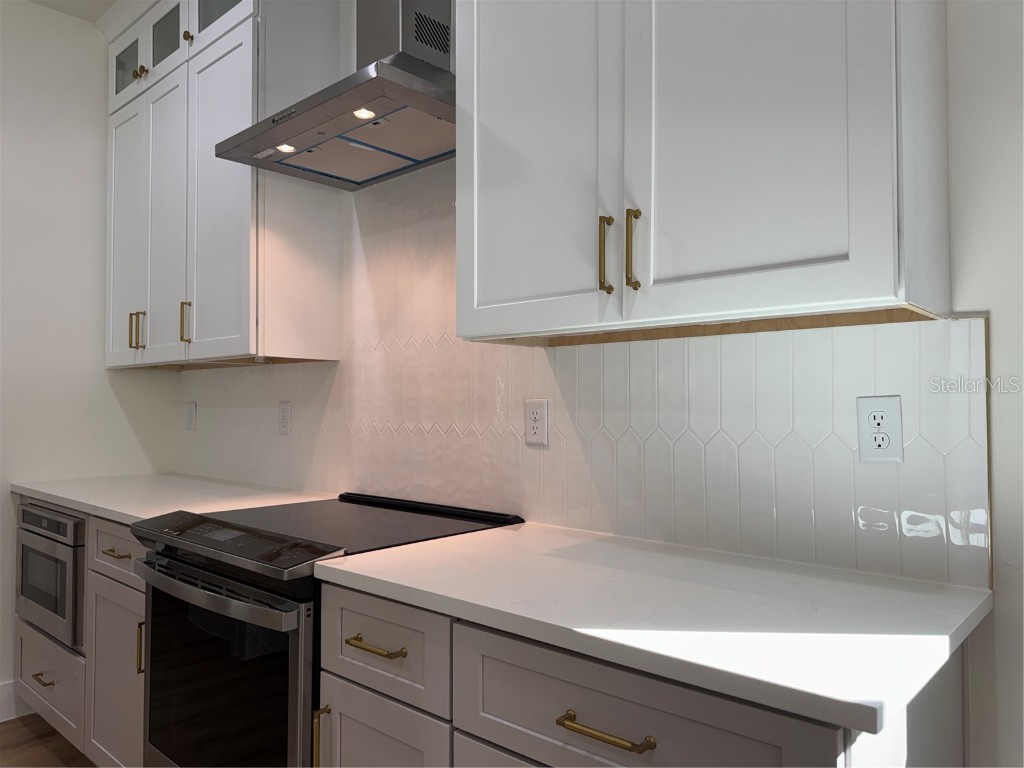 1054 Wilks Avenue Orlando FL 32809 O6357611 image10