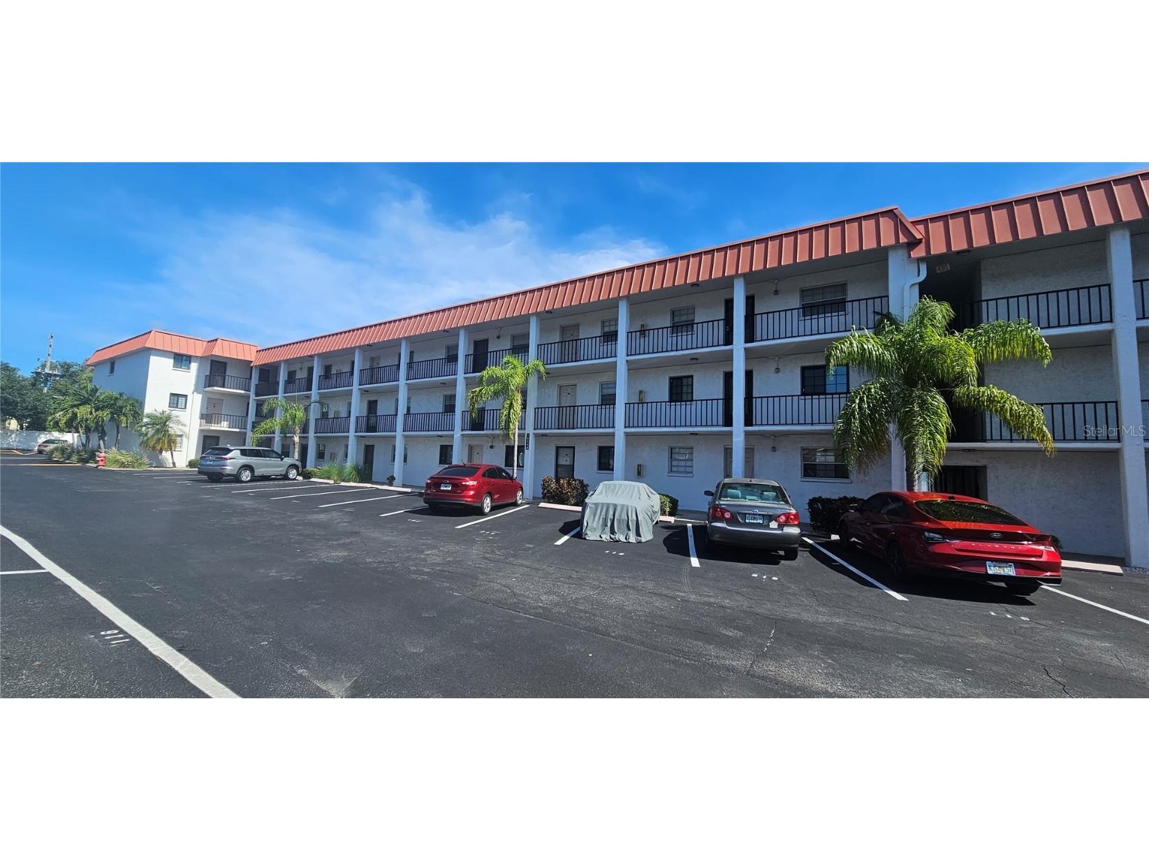 10540 77th Terrace #208 Seminole FL 33772 - LAKE SEMINOLE U8213602 image1