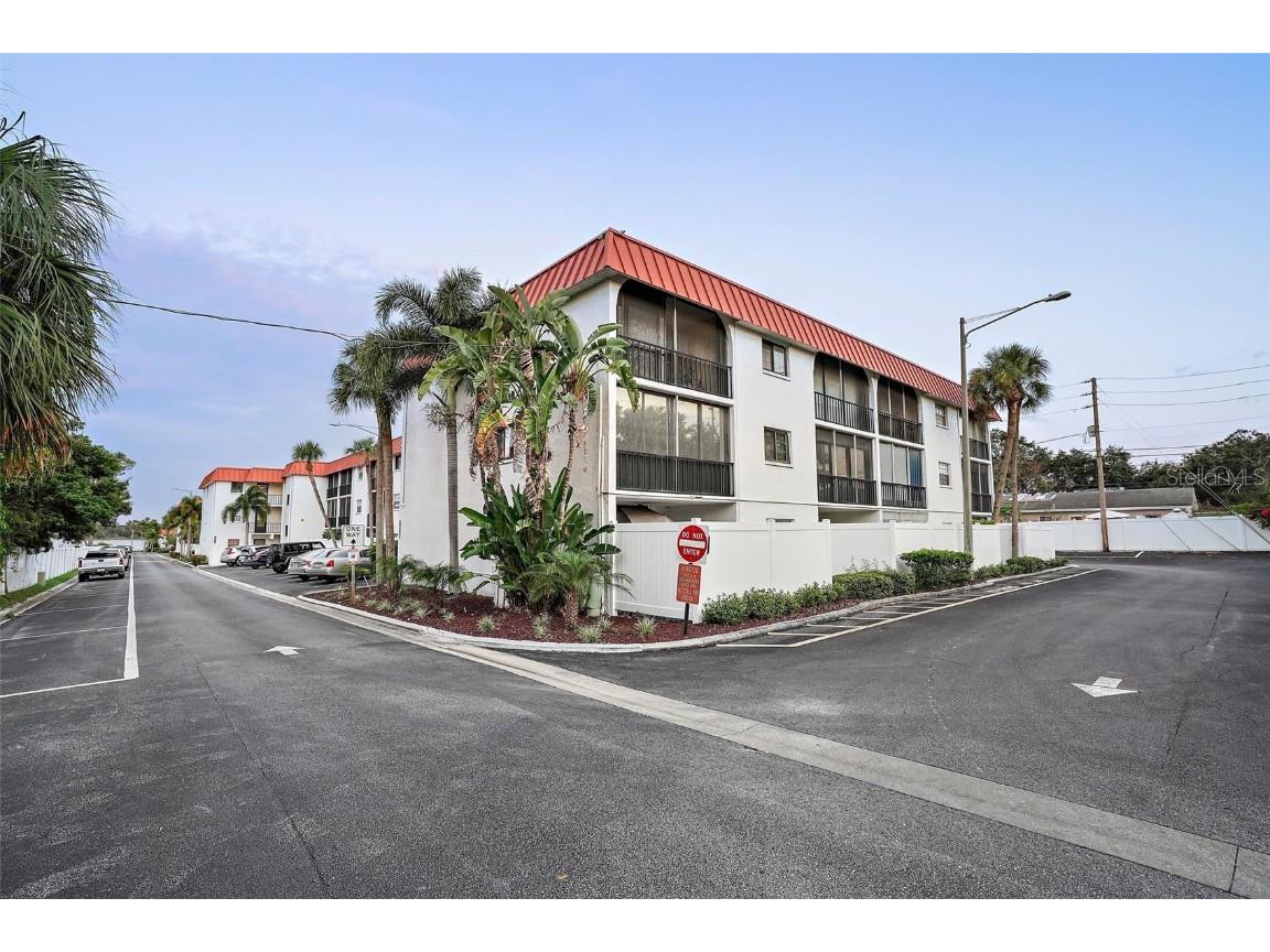 10540 77th Terrace #214 Seminole FL 33772 TB8429170 image1