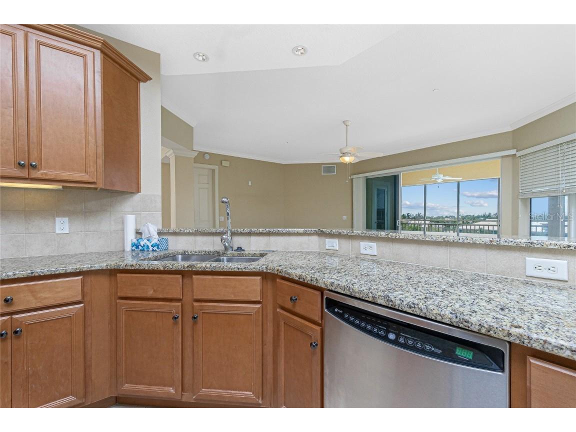 10540 Amberjack Way #302 Englewood FL 34224 D6132631 image14