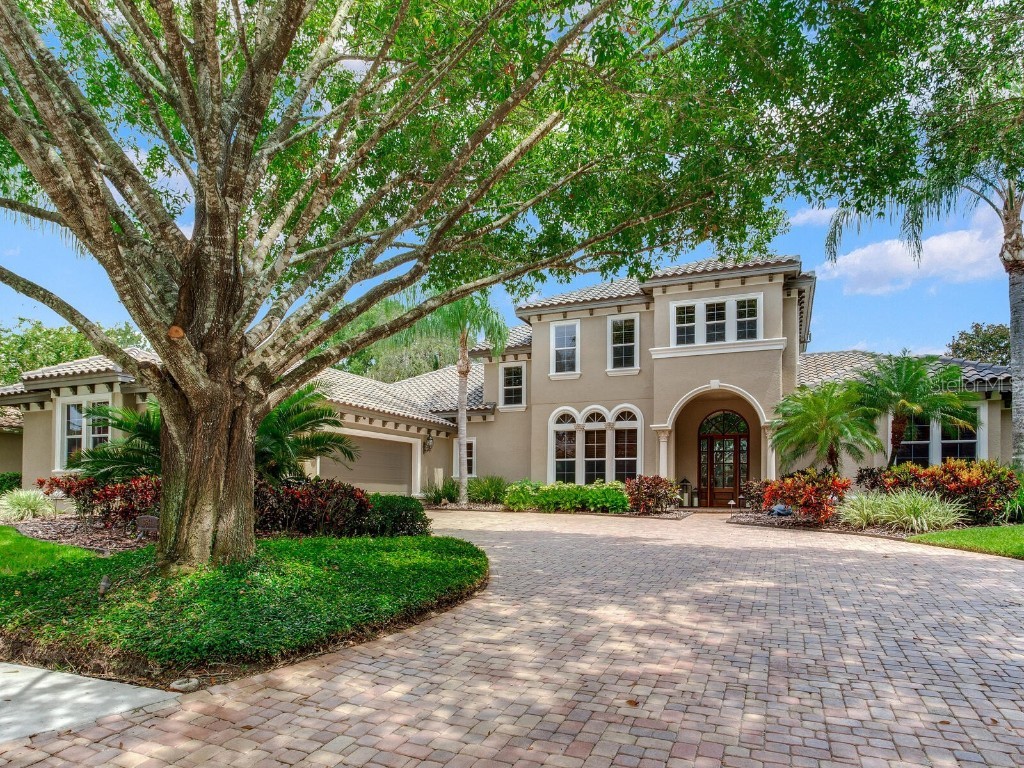 10544 Pontofino Circle Trinity FL 34655 - RECLAIMED WATER LAKE U8209712 image1