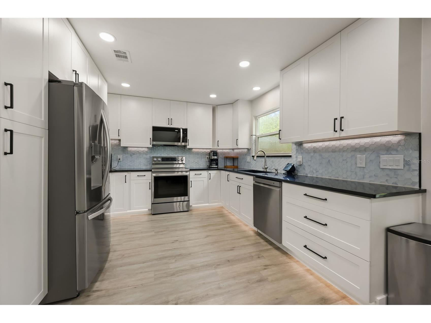 10545 Sailaway Lane Orlando FL 32825 O6409886 image6