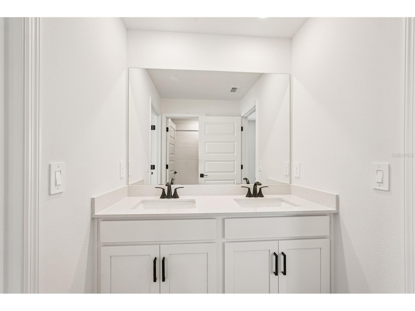 10546 Abundance Grove Way Parrish FL 34219 TB8427280 image44