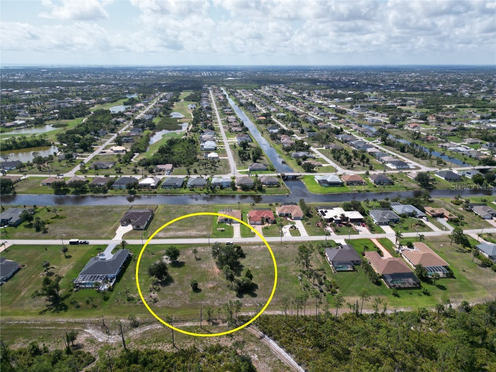 1055 Boundary Boulevard Rotonda West FL 33947 D6142615 image16