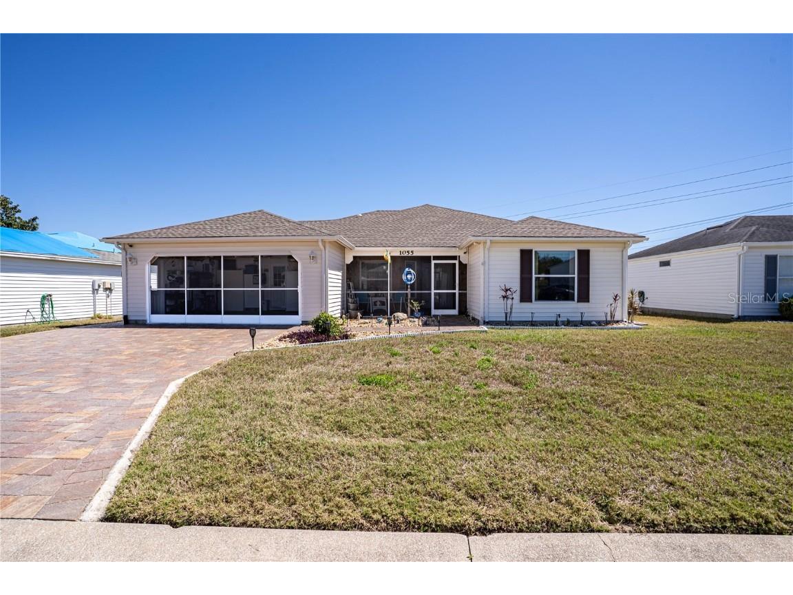 1055 Canary Circle S Lakeland FL 33809 P4934208 image1