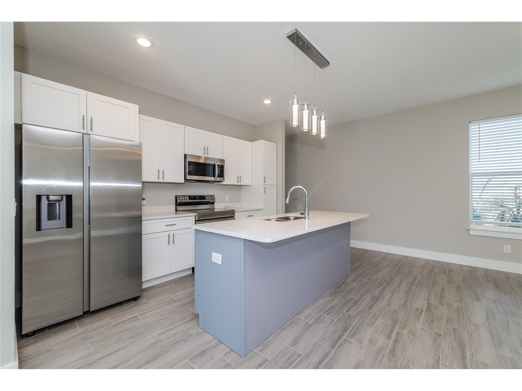 1055 Desmoines Lane Poinciana FL 34759 C7523249 image4