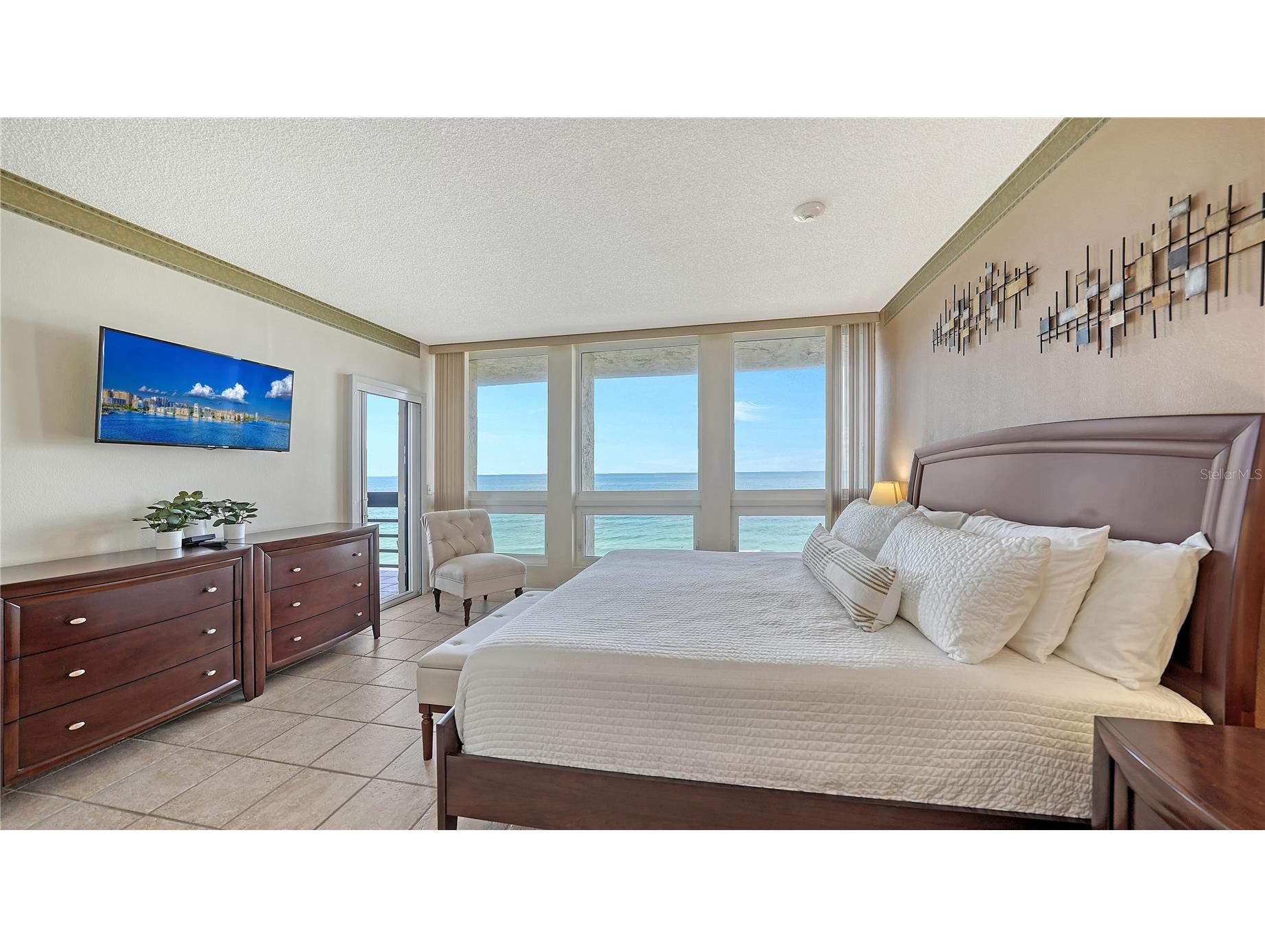 1055 Gulf Of Mexico Drive #504 Longboat Key FL 34228 - GULF OF MEXICO A4663883 image15