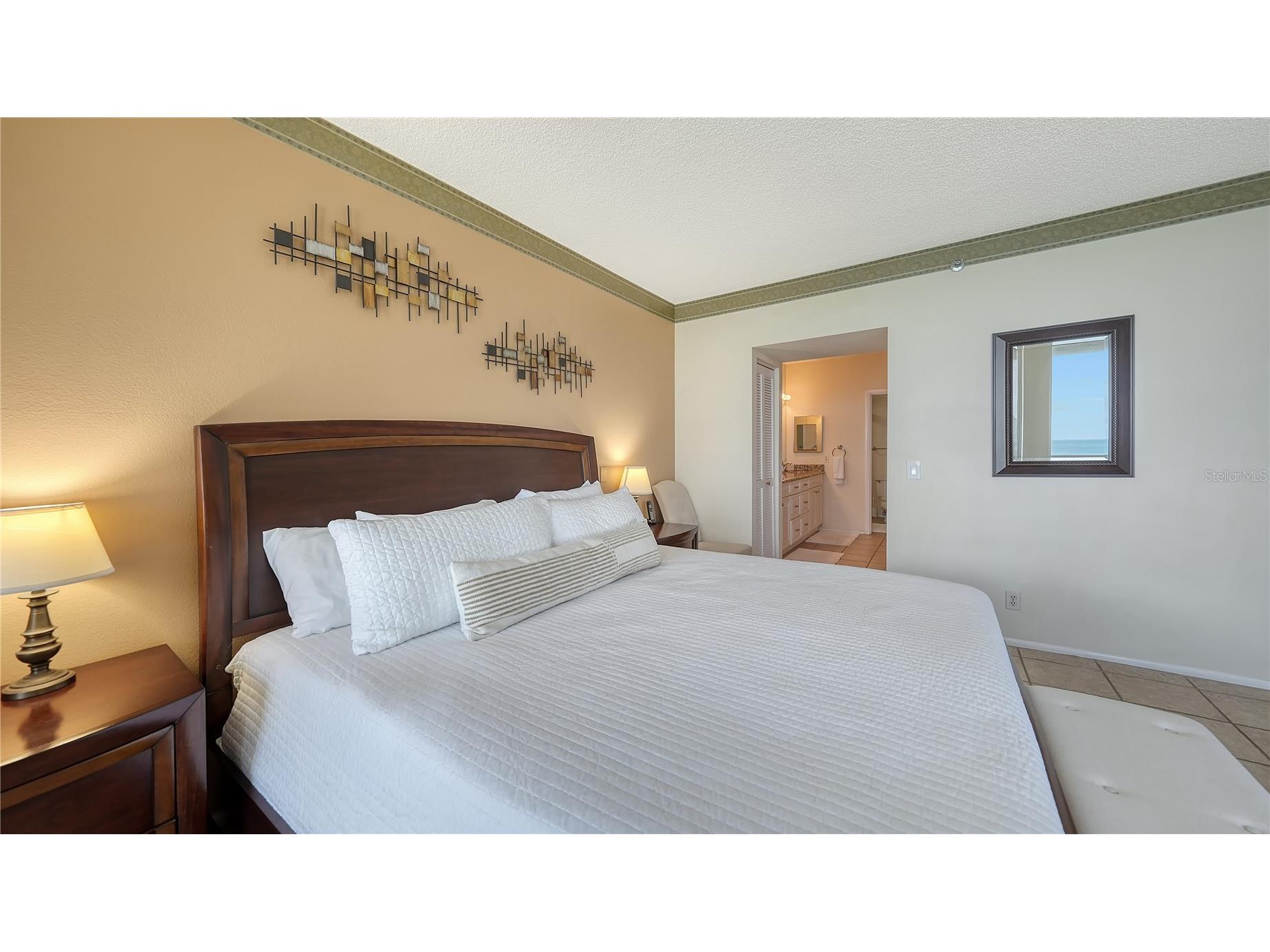 1055 Gulf Of Mexico Drive #504 Longboat Key FL 34228 - GULF OF MEXICO A4663883 image17