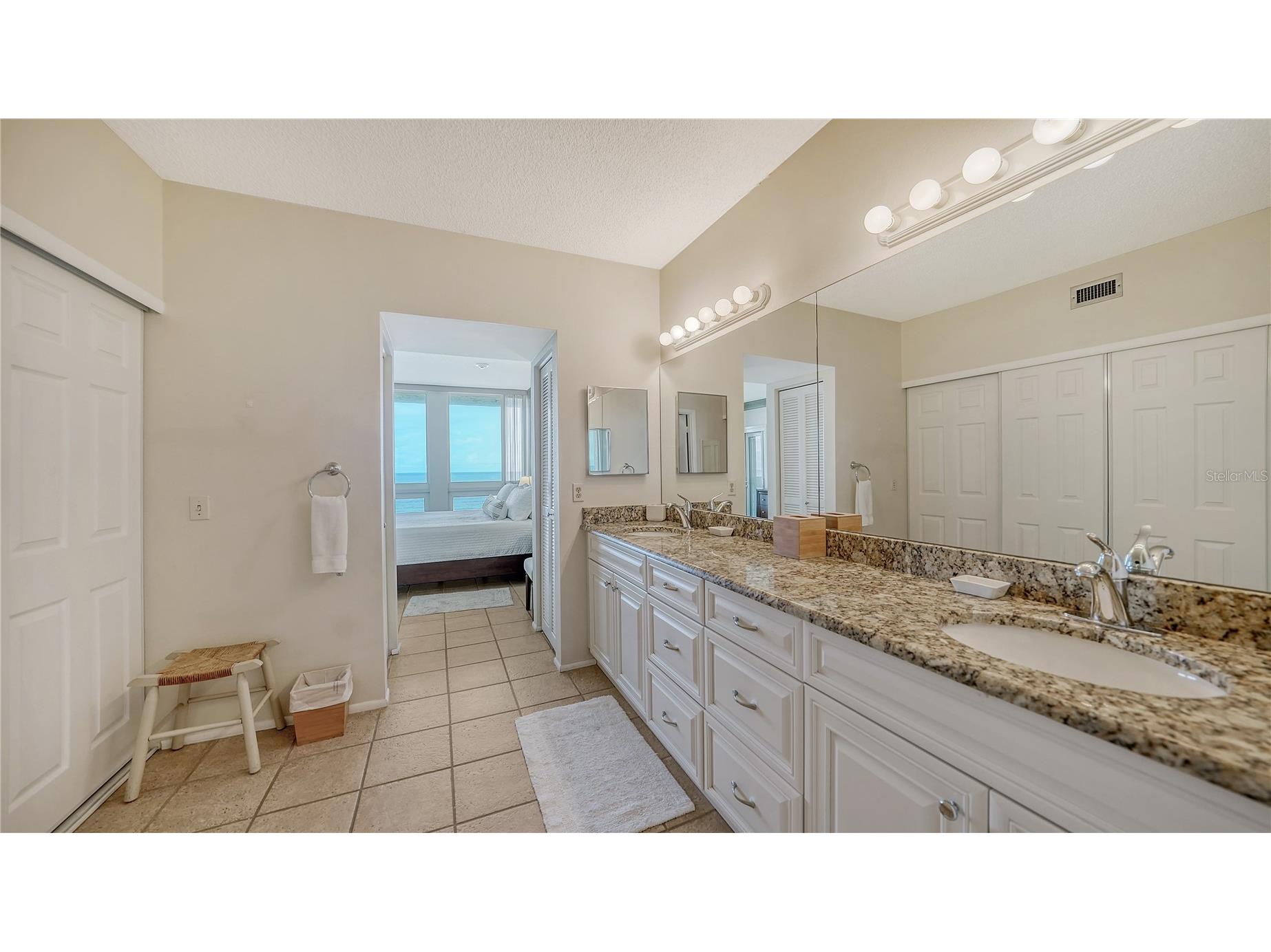 1055 Gulf Of Mexico Drive #504 Longboat Key FL 34228 - GULF OF MEXICO A4663883 image18