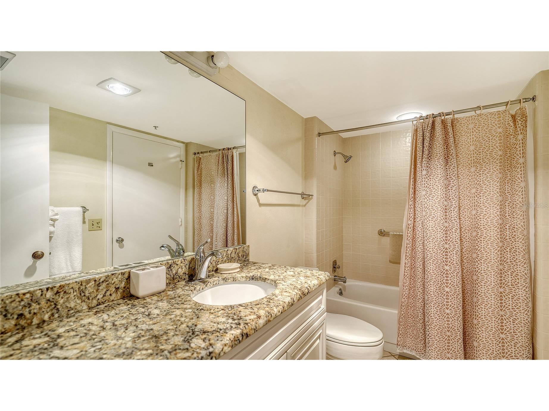 1055 Gulf Of Mexico Drive #504 Longboat Key FL 34228 - GULF OF MEXICO A4663883 image21