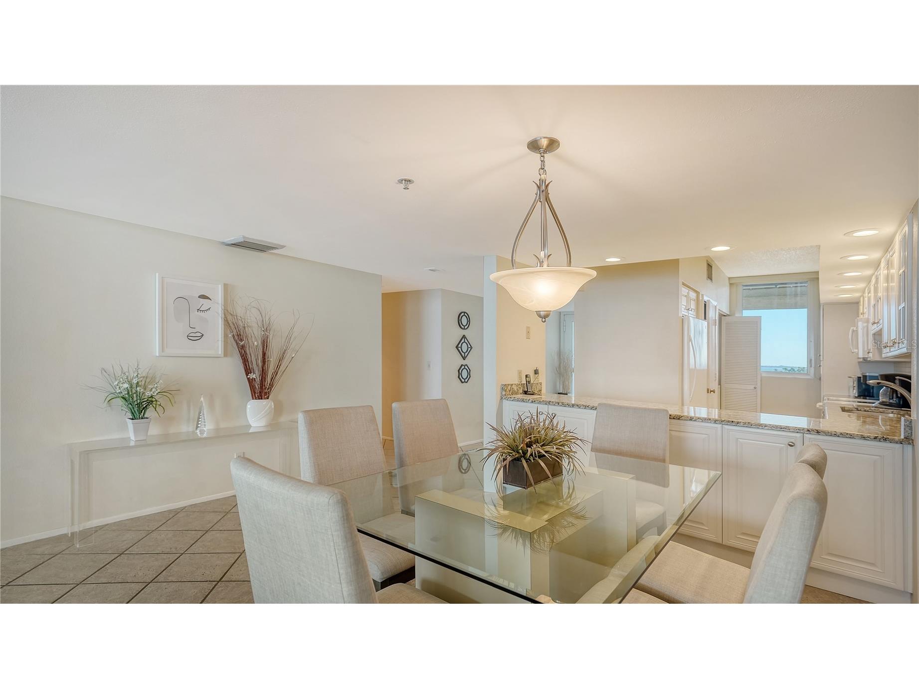 1055 Gulf Of Mexico Drive #504 Longboat Key FL 34228 - GULF OF MEXICO A4663883 image9