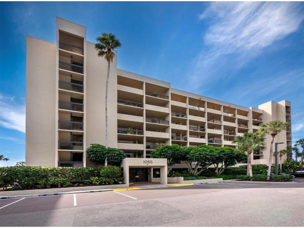 1055 Gulf Of Mexico Drive #605 Longboat Key FL 34228 A4609984 image1