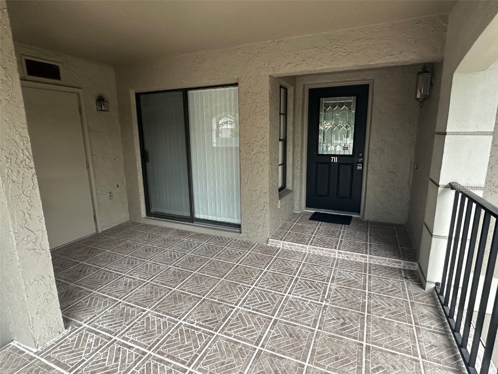 1055 Kensington Park Drive #711 Altamonte Springs FL 32714 O6353933 image3