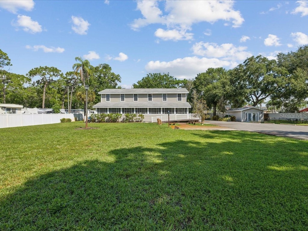 1055 Philippe Parkway Safety Harbor FL 34695 TB8426502 image1
