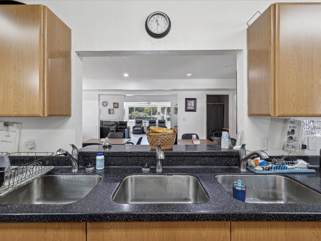 1055 Philippe Parkway Safety Harbor FL 34695 TB8426502 image15