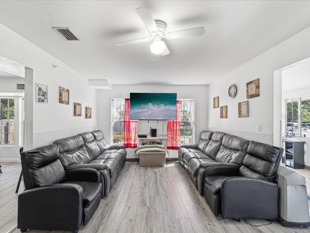 1055 Philippe Parkway Safety Harbor FL 34695 TB8426502 image16