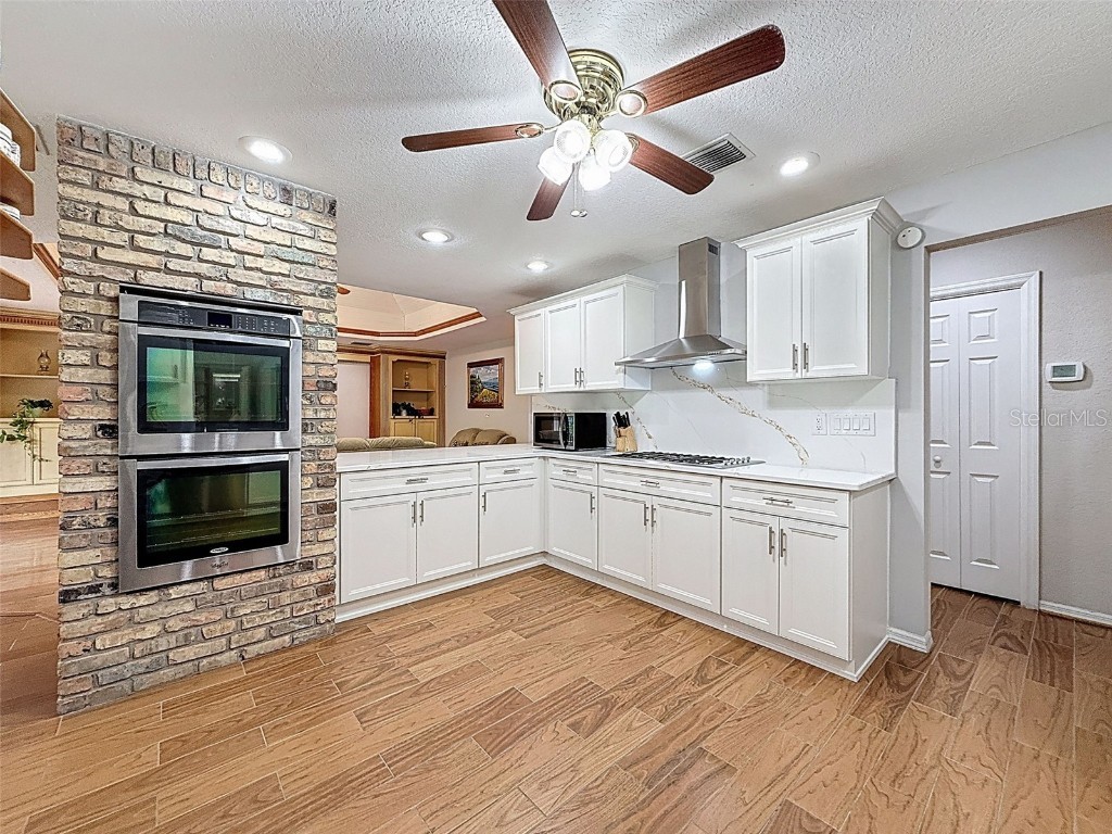 1055 Riverside Ridge Road Tarpon Springs FL 34688 W7878035 image7