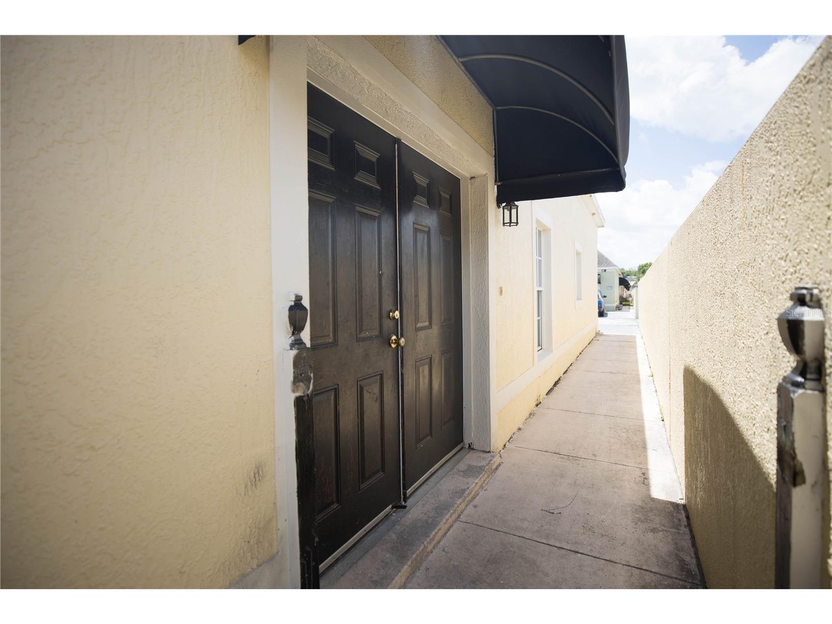 1055 Universal Rest Place Kissimmee FL 34744 S5152039 image2
