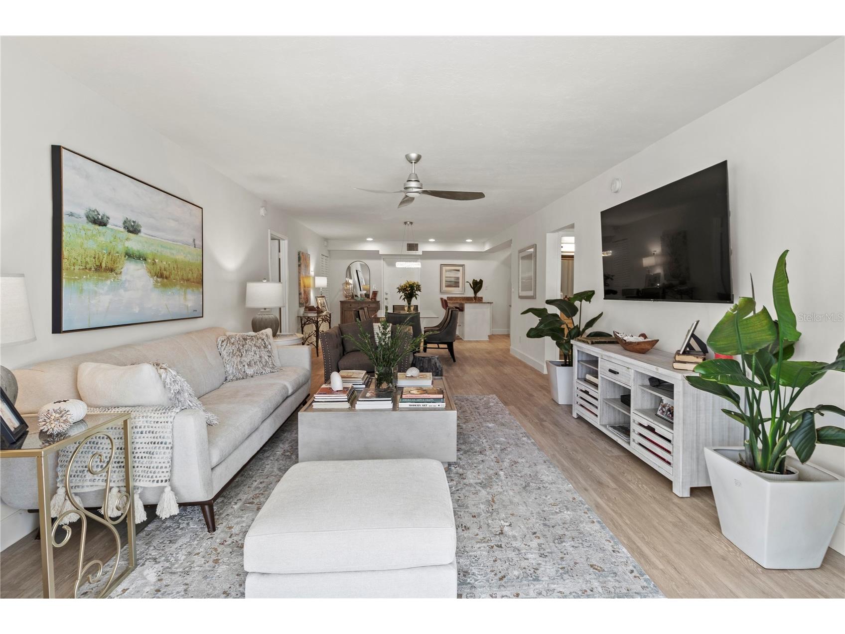 1055 W Peppertree Drive #102AA Sarasota FL 34242 A4677695 image13