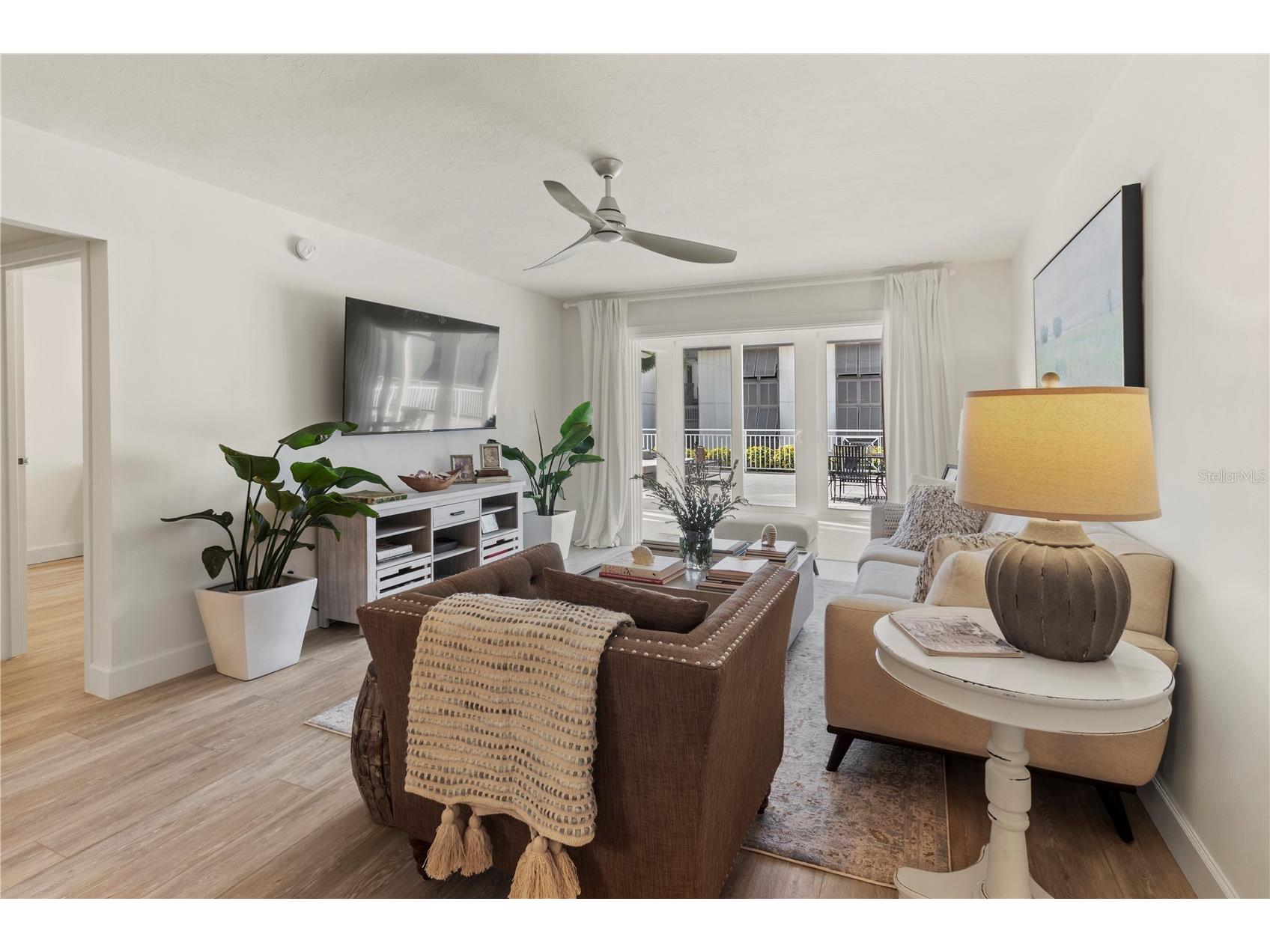 1055 W Peppertree Drive #102AA Sarasota FL 34242 A4677695 image17