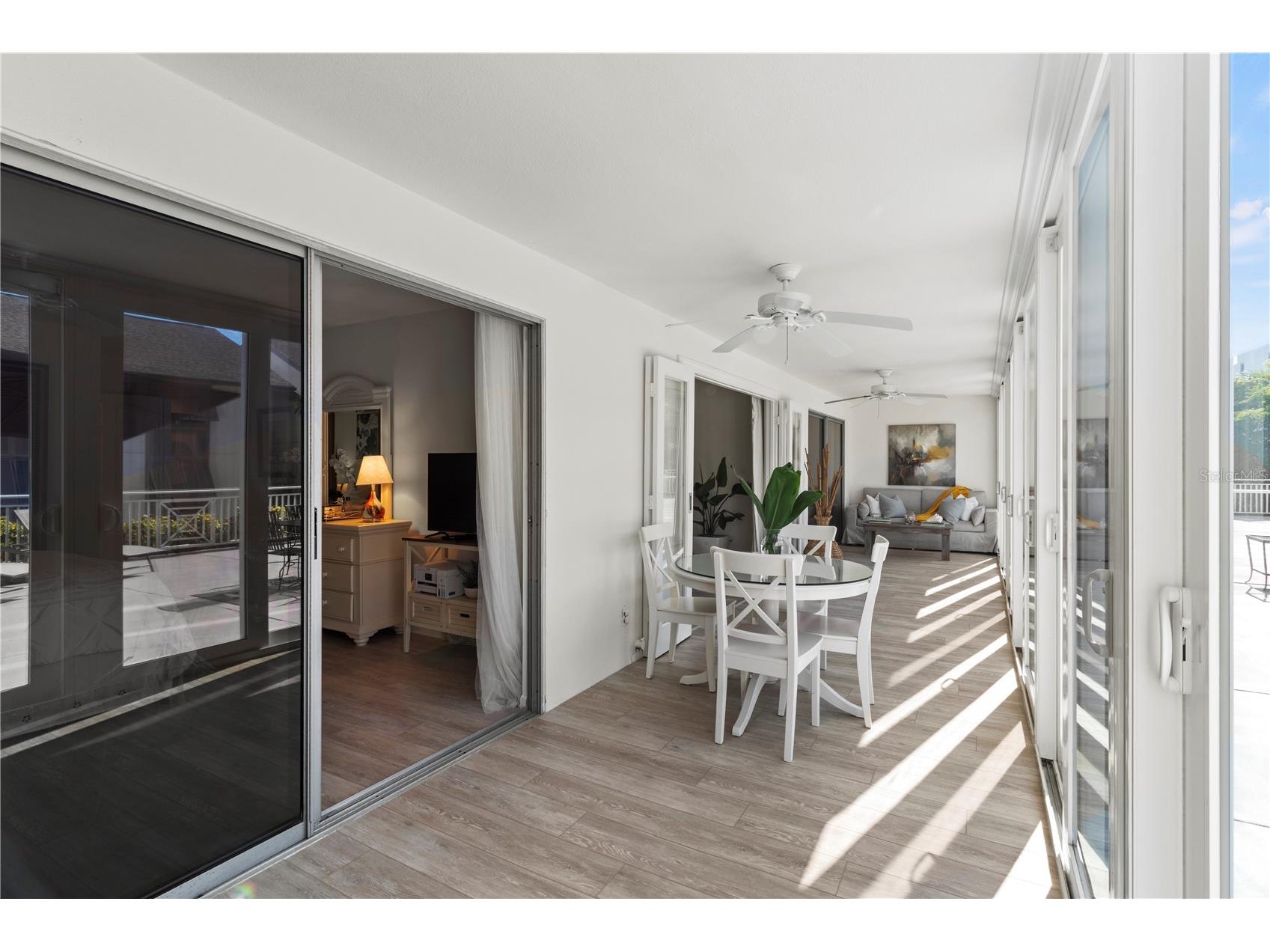 1055 W Peppertree Drive #102AA Sarasota FL 34242 A4677695 image33