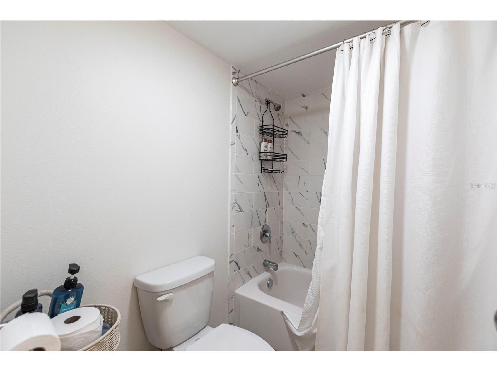 1055 W Peppertree Drive #106AA Sarasota FL 34242 TB8466871 image13