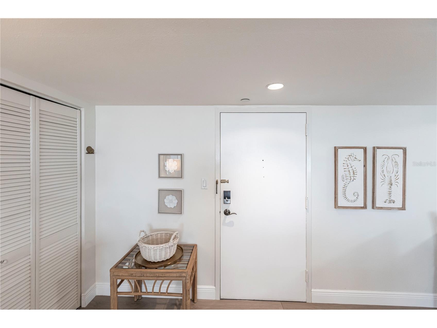 1055 W Peppertree Drive #106AA Sarasota FL 34242 TB8466871 image20