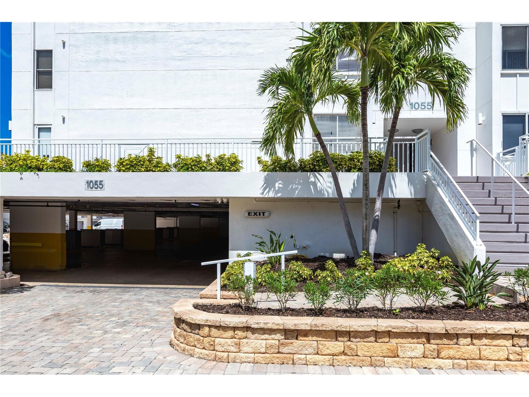 1055 W Peppertree Drive #106AA Sarasota FL 34242 TB8466871 image22