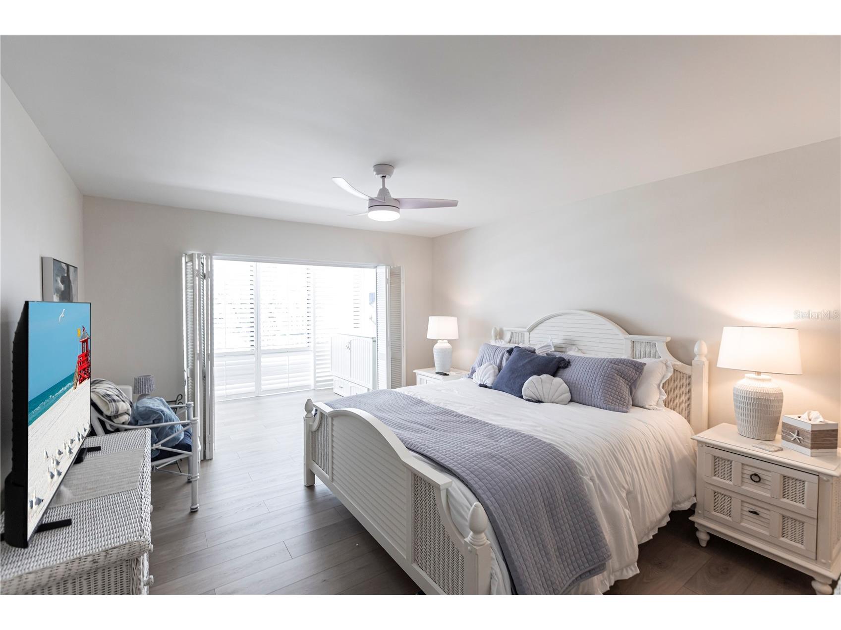 1055 W Peppertree Drive #106AA Sarasota FL 34242 TB8466871 image8