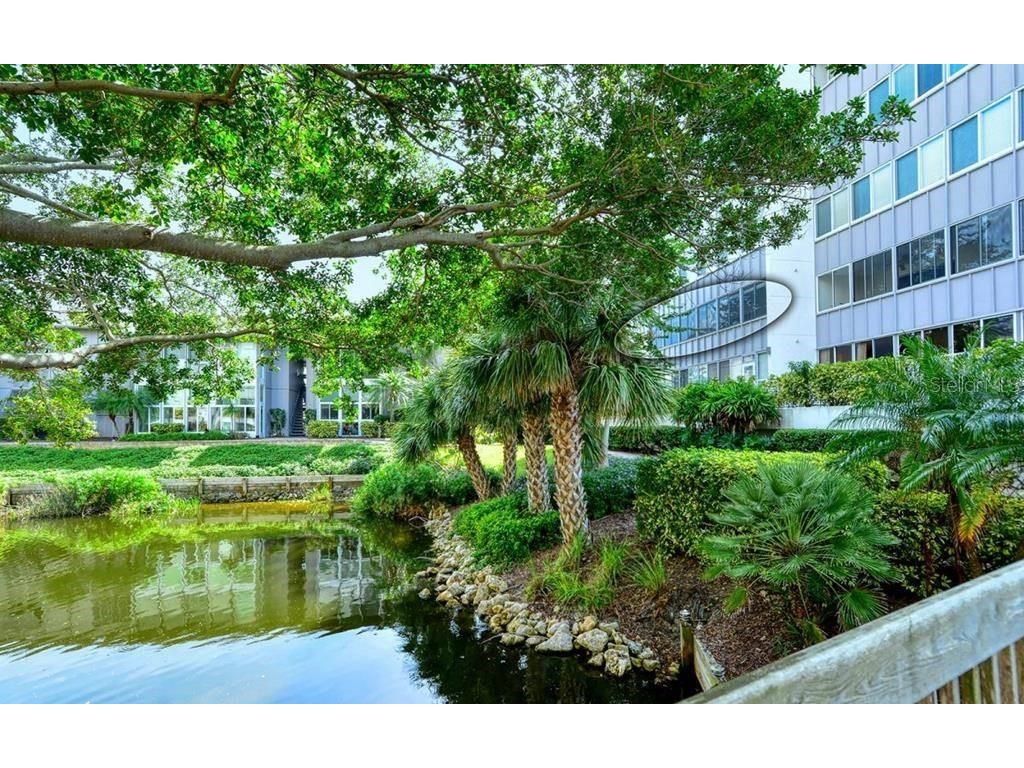1055 W Peppertree Drive #206AA Sarasota FL 34242 TB8466629 image1