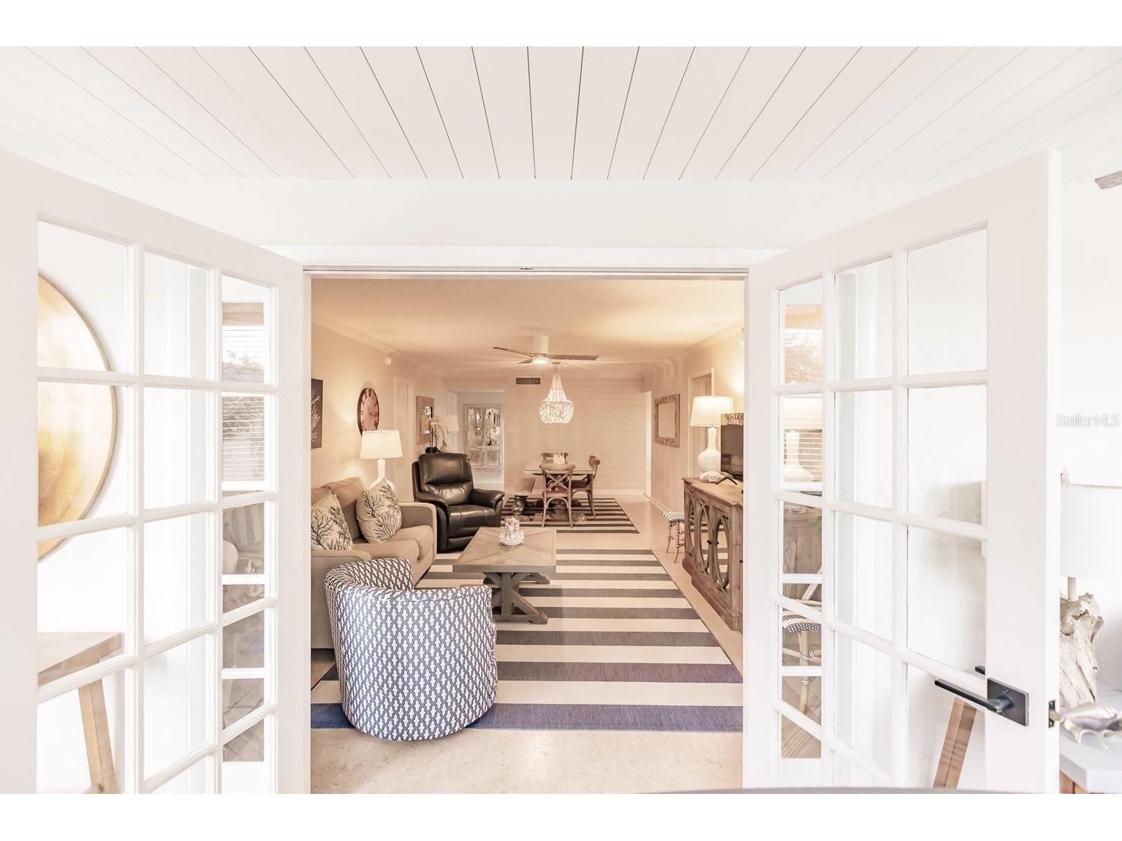 1055 W Peppertree Drive #206AA Sarasota FL 34242 TB8466629 image23