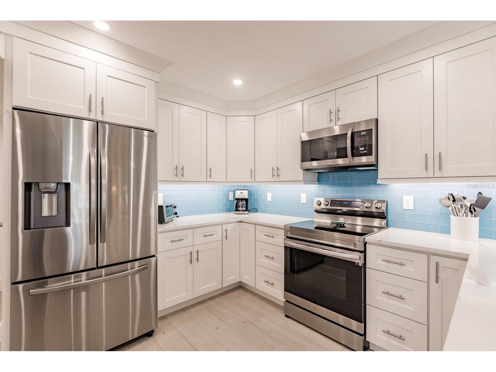 1055 W Peppertree Drive #207AA Sarasota FL 34242 TB8464979 image10
