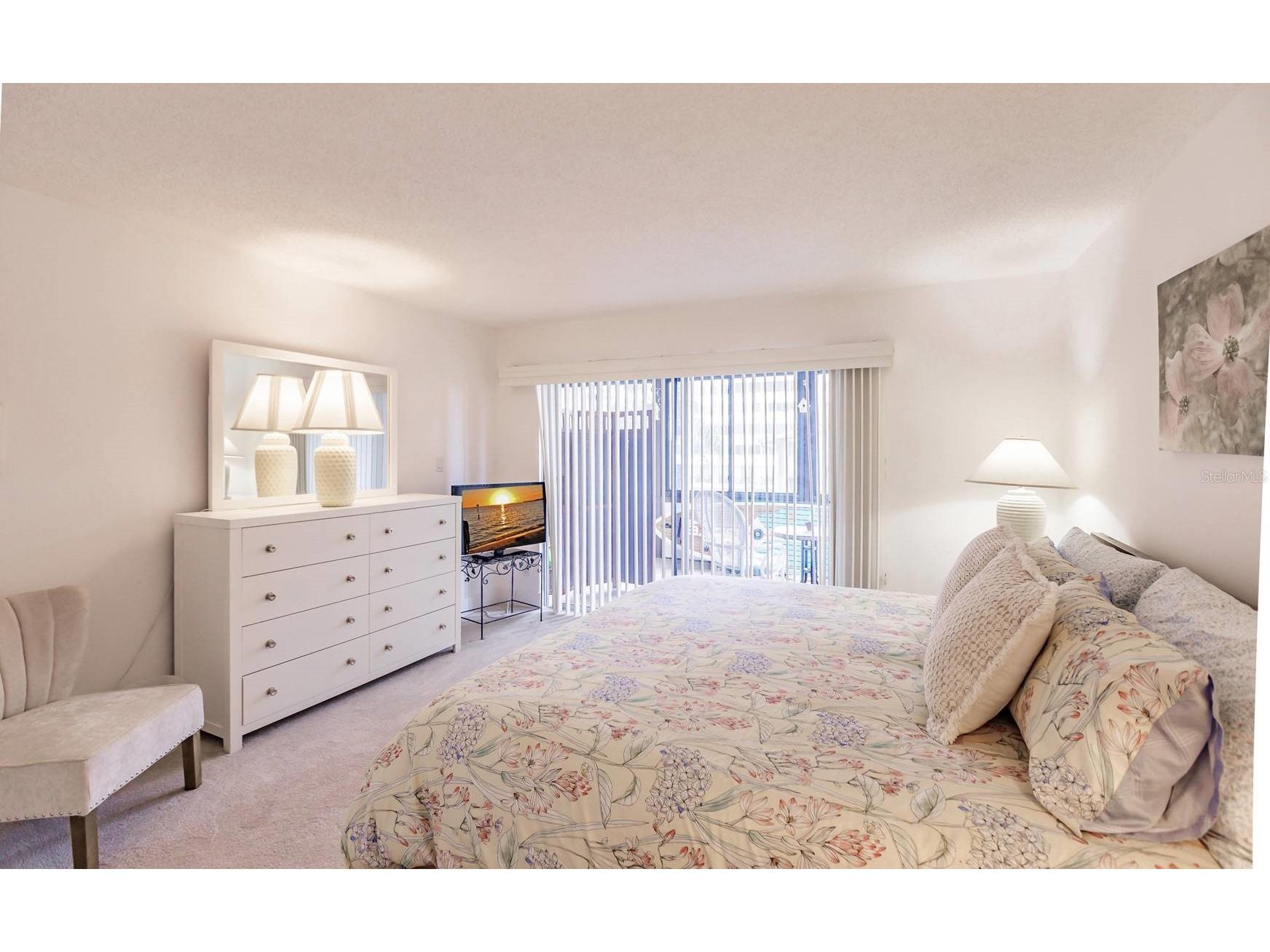 1055 W Peppertree Drive #207AA Sarasota FL 34242 TB8464979 image16