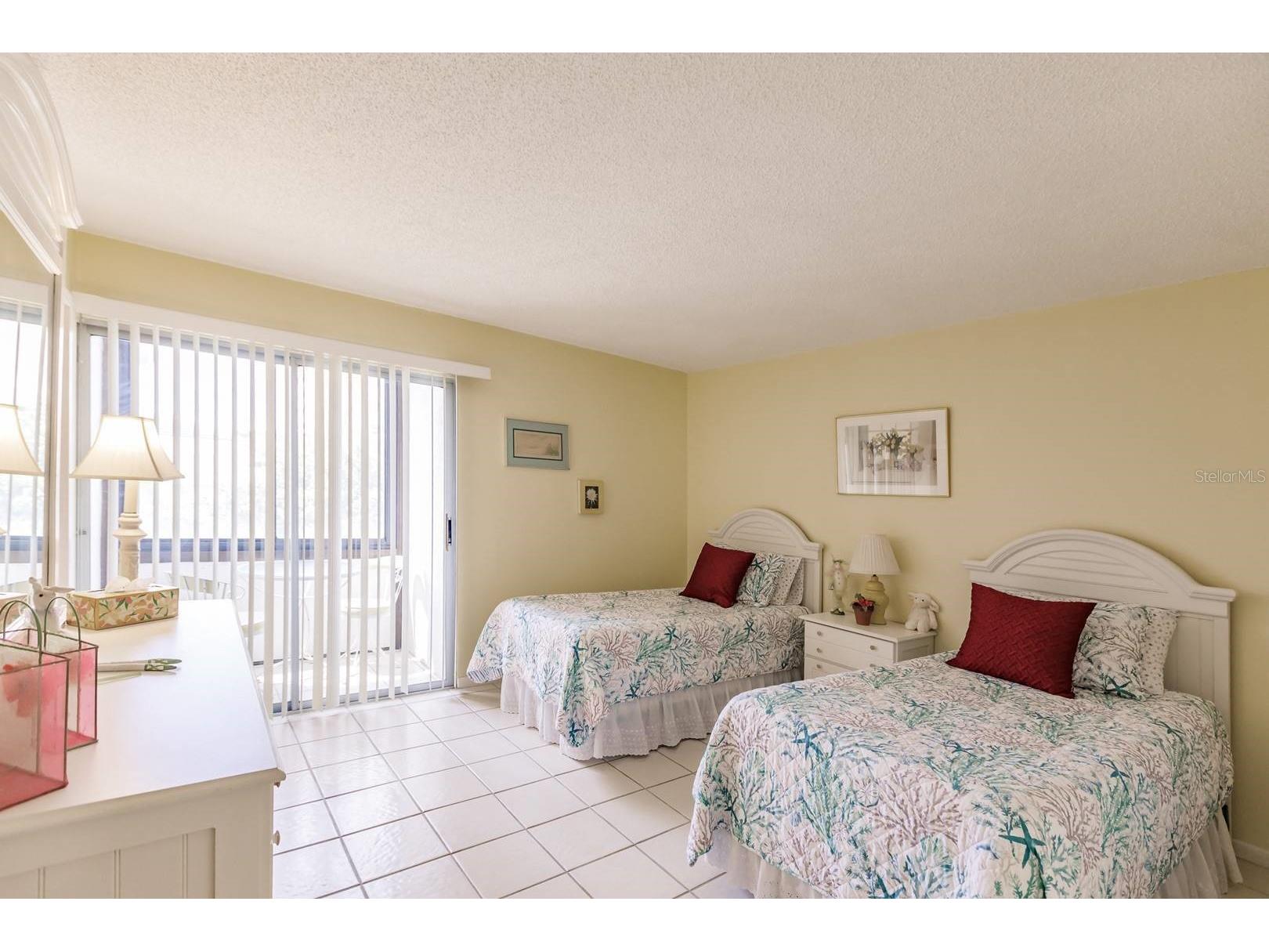 1055 W Peppertree Drive #207AA Sarasota FL 34242 TB8464979 image19