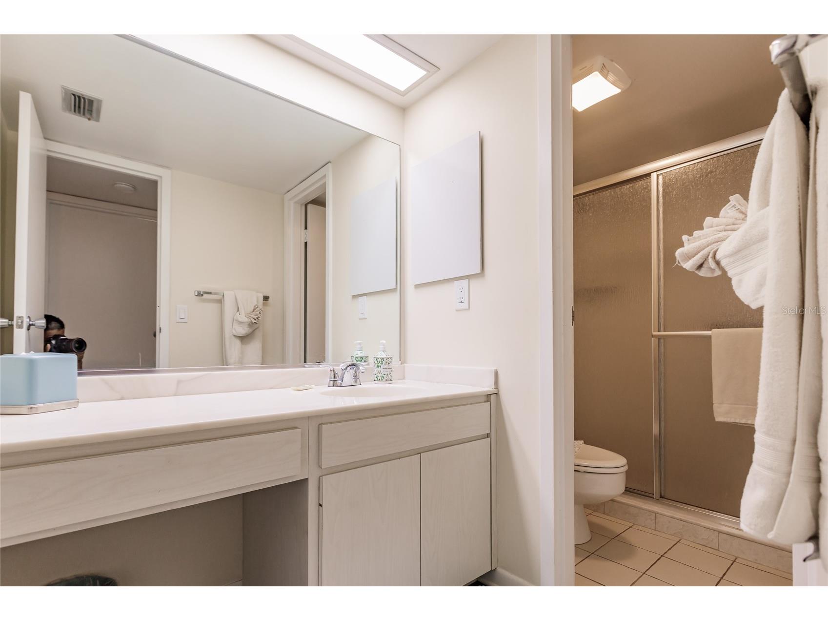 1055 W Peppertree Drive #302AA Sarasota FL 34242 TB8472244 image19