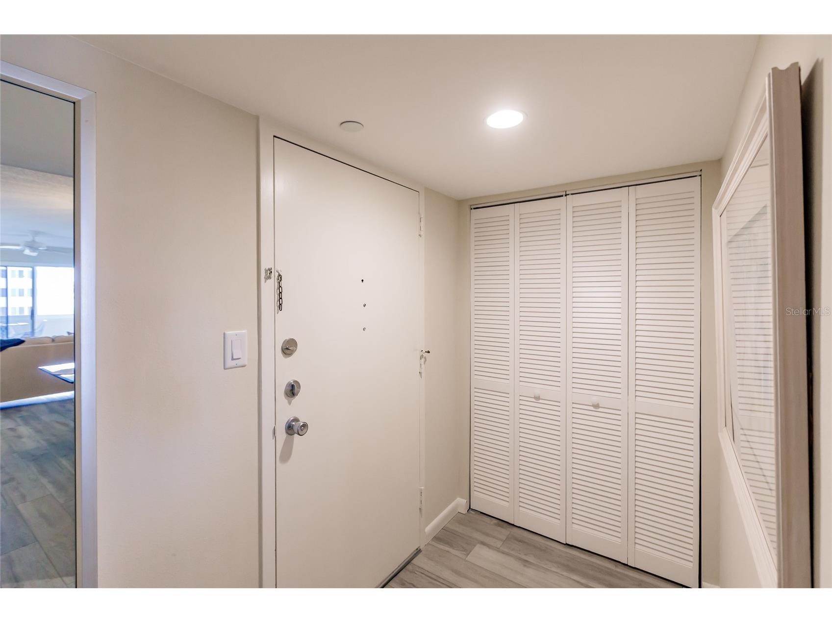 1055 W Peppertree Drive #506AA Sarasota FL 34242 TB8472184 image2